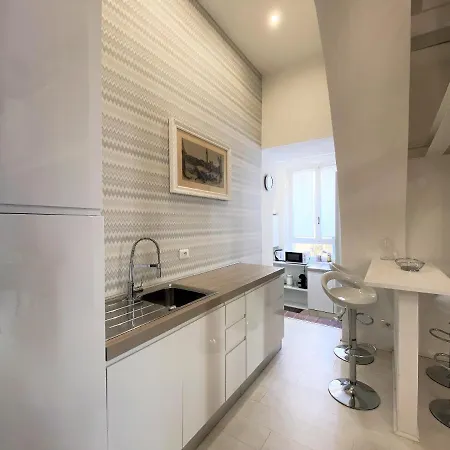 Apartment White House Stalloreggi-vicino Cattedrale *